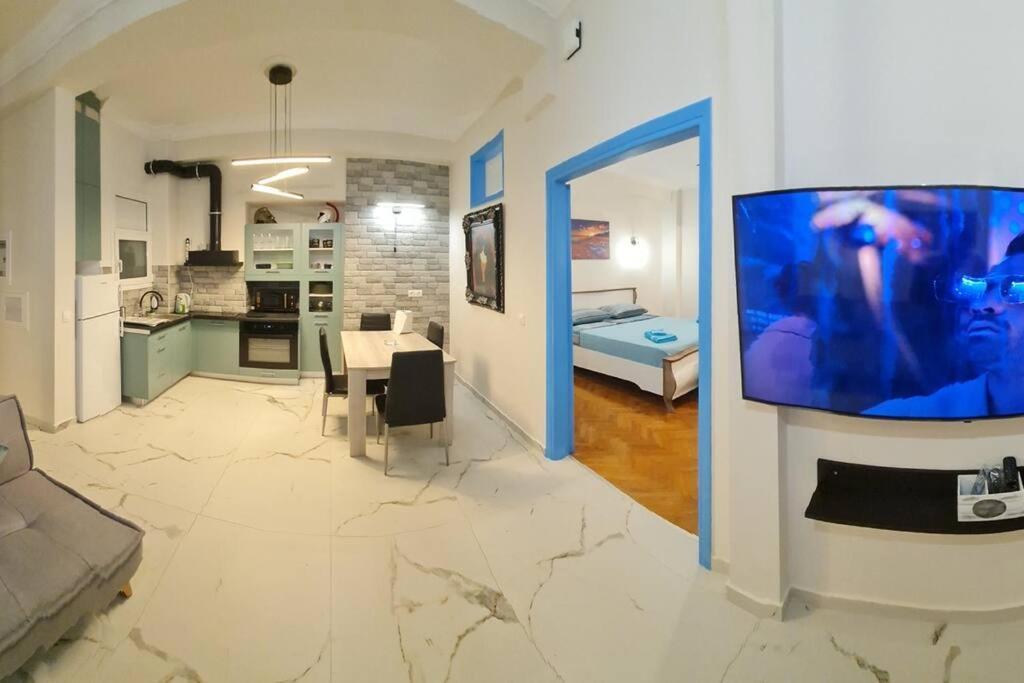 Full Apartment Near Kato Patissia Athens Luaran gambar