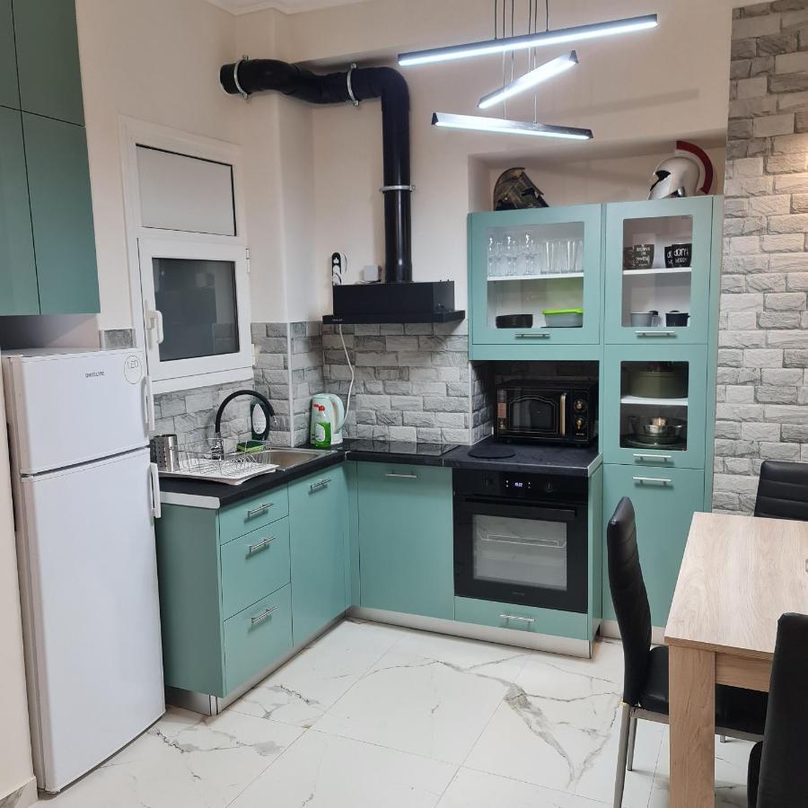 Full Apartment Near Kato Patissia Athens Luaran gambar