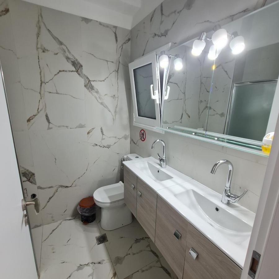 Full Apartment Near Kato Patissia Athens Luaran gambar
