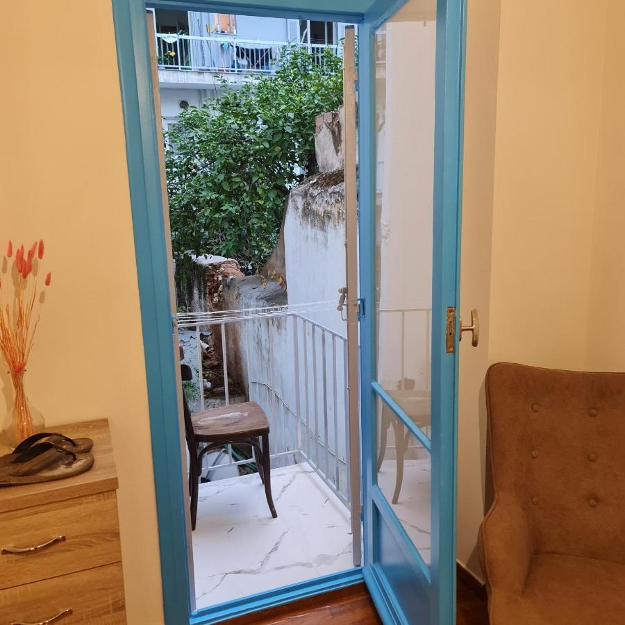 Full Apartment Near Kato Patissia Athens Luaran gambar