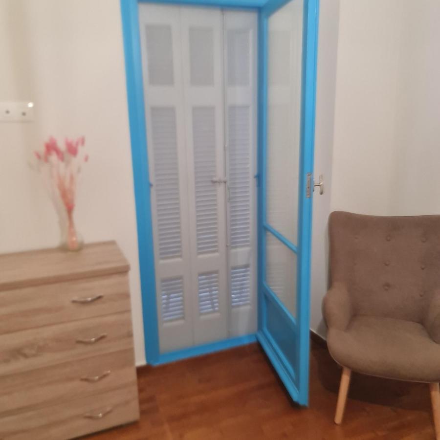 Full Apartment Near Kato Patissia Athens Luaran gambar