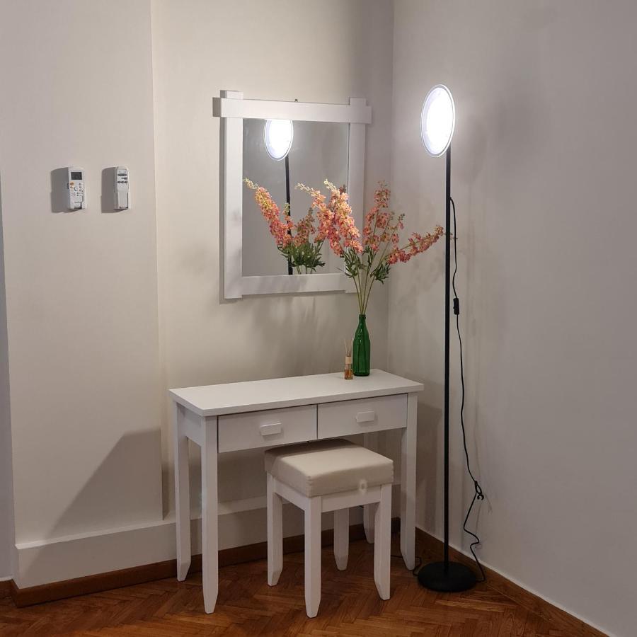 Full Apartment Near Kato Patissia Athens Luaran gambar