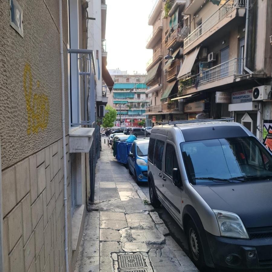 Full Apartment Near Kato Patissia Athens Luaran gambar