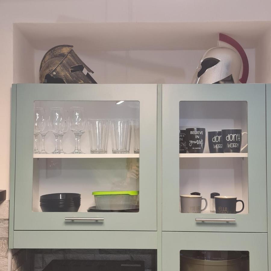 Full Apartment Near Kato Patissia Athens Luaran gambar