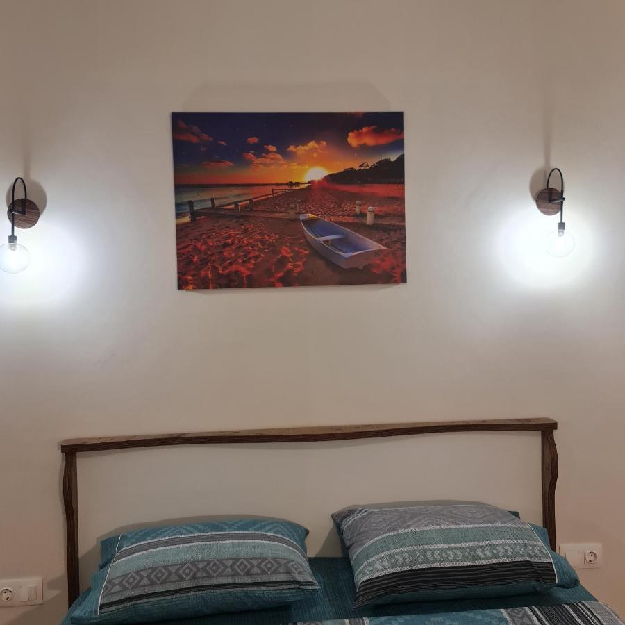 Full Apartment Near Kato Patissia Athens Luaran gambar